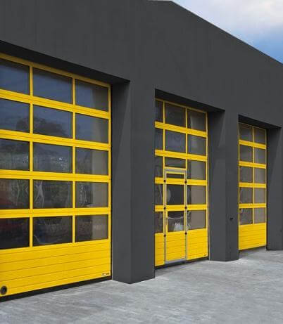 Portoni sezionali per garage a Torino